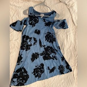 NWT Size small blue and black Blu Heaven cold shoulder dress